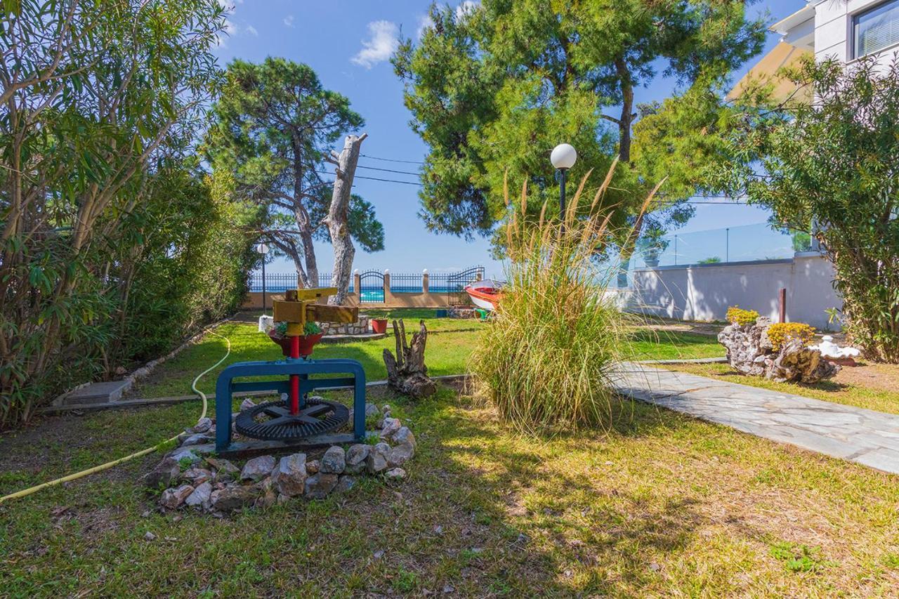 Galazia Akti Seaside Apartments 니키티 외부 사진