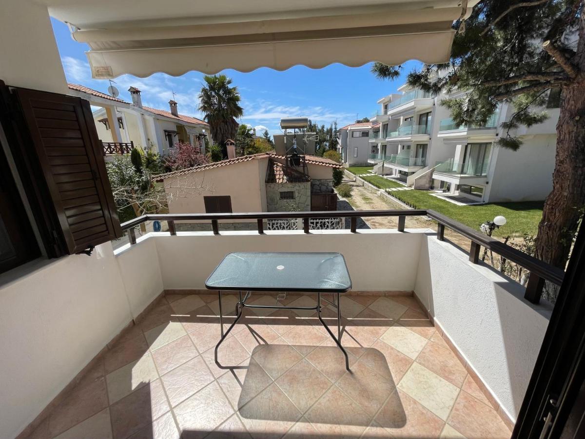 Galazia Akti Seaside Apartments 니키티 외부 사진