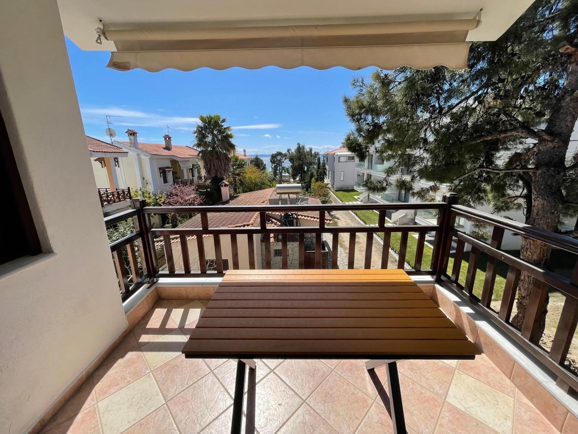 Galazia Akti Seaside Apartments 니키티 외부 사진